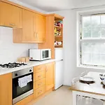 Affordable Double Room In Trendy Angel, Islington